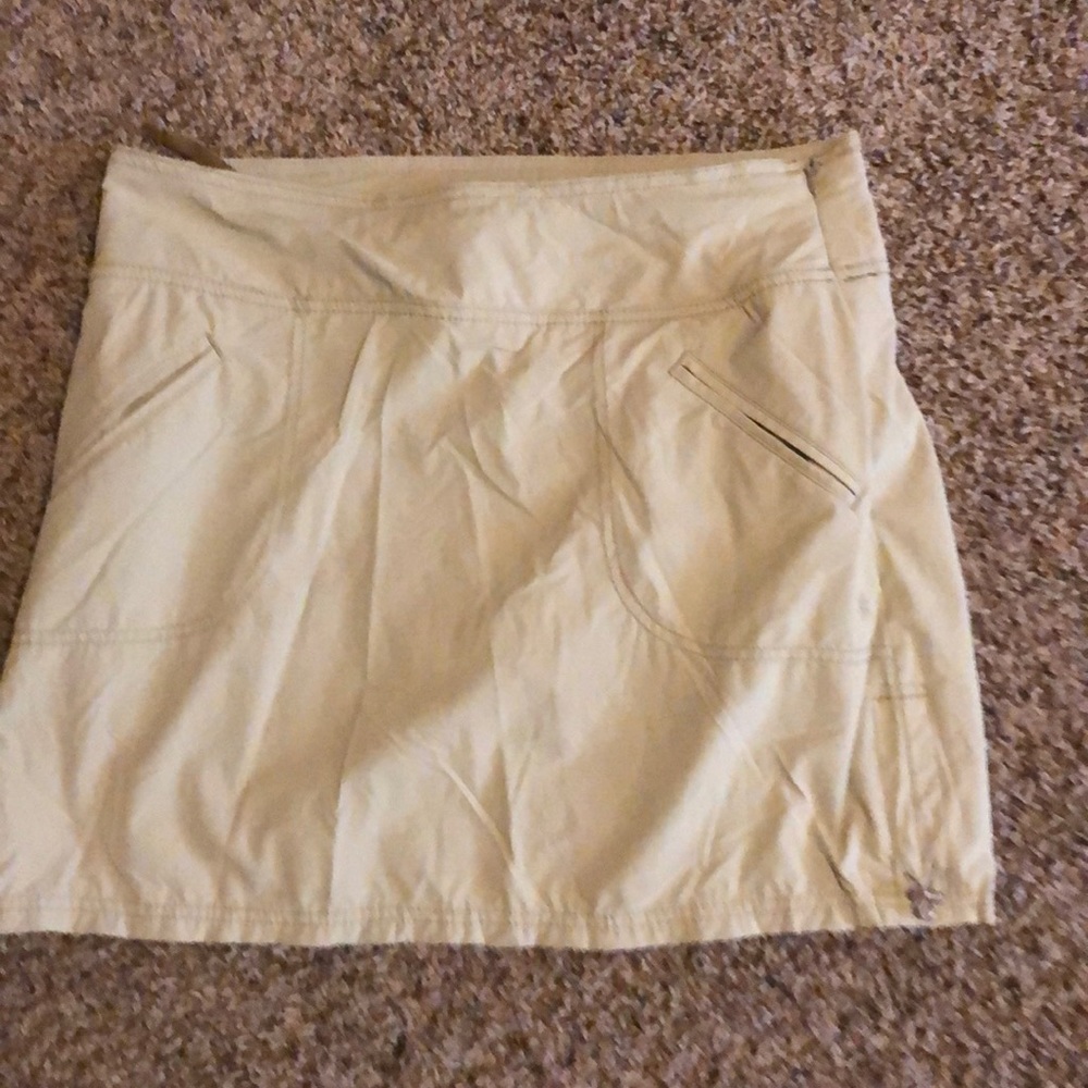 Athleta Skort size 10
